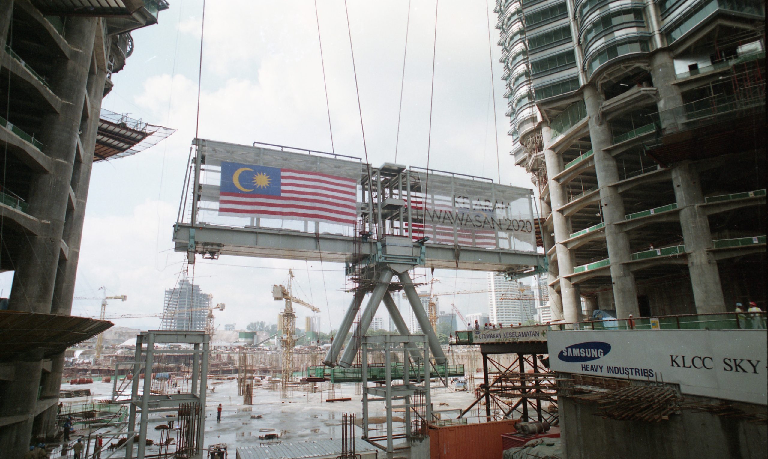 1995 bridge legacy image