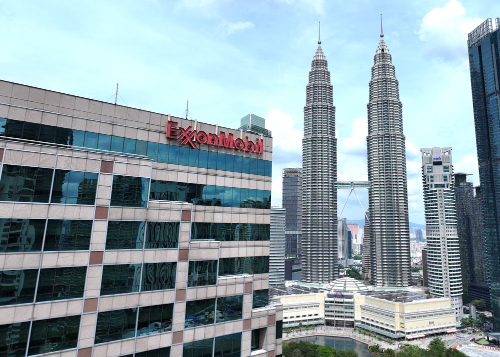 Community experience activation