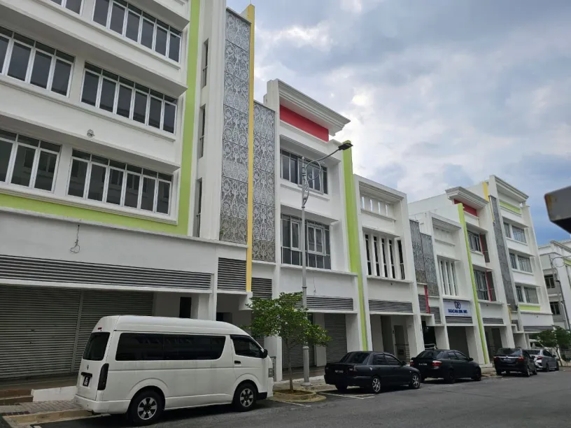 Harmonising Business & Leisure