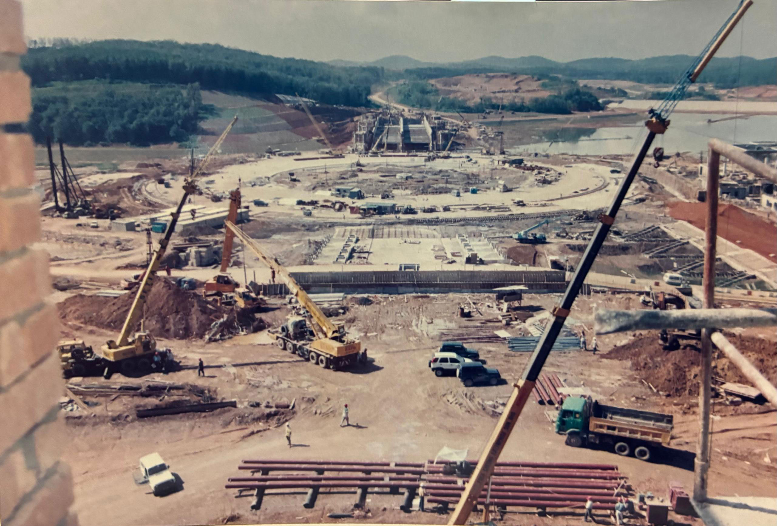 From raw terrain to structured vision, early earthworks mark the first physical steps in shaping Putrajaya